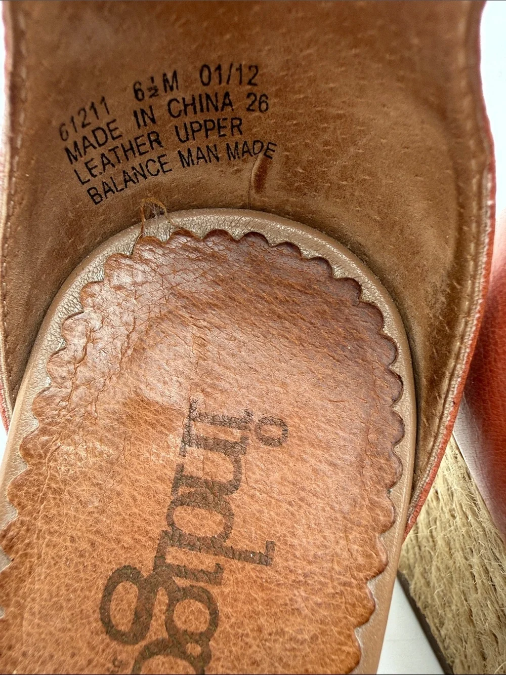 Indigo Clark’s Rust Leather Wedge Sandals - Women 6.5M casual vacation Y2K